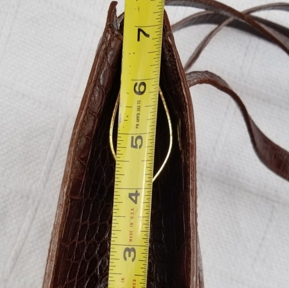 Claudia Barnes  Vintage embossed leather‎ bag - Picture 6 of 12